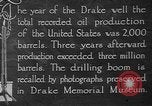 Standbild Bohren von Öl United States USA, 1923, aus Sekunde 27 historischem Filmmaterial Videoclip 65675050524