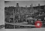 Standbild Bohren von Öl United States USA, 1923, aus Sekunde 43 historischem Filmmaterial Videoclip 65675050524