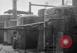 Standbild Bohren von Öl United States USA, 1923, aus Sekunde 61 historischem Filmmaterial Videoclip 65675050524
