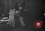 Immagine di Lampada di kerosene usato per l'illuminazione United States USA, 1921, secondo 50 filmato di repertorio 65675050526