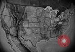Immagine di La produzione di olio United States USA, 1923, secondo 45 filmato di repertorio 65675050528