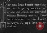 Image raffinerie de pétrole United States USA, 1923, de la seconde 59 séquences d'archives historiques vidéo 65675050535