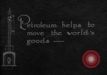 Image utilise des produits pétroliers New York City USA, 1923, de la seconde 29 séquences d'archives historiques vidéo 65675050543
