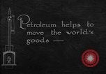 Image utilise des produits pétroliers New York City USA, 1923, de la seconde 31 séquences d'archives historiques vidéo 65675050543