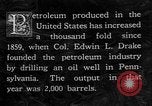 Standbild Bohren von Öl United States USA, 1923, aus Sekunde 7 historischem Filmmaterial Videoclip 65675050546