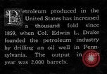 Standbild Bohren von Öl United States USA, 1923, aus Sekunde 26 historischem Filmmaterial Videoclip 65675050546