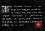 Standbild Bohren von Öl United States USA, 1923, aus Sekunde 33 historischem Filmmaterial Videoclip 65675050546