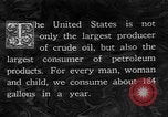 Standbild Bohren von Öl United States USA, 1923, aus Sekunde 55 historischem Filmmaterial Videoclip 65675050546