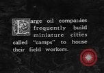 Standbild Öl Camp United States USA, 1923, aus Sekunde 3 historischem Filmmaterial Videoclip 65675050550