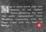 Standbild Öl Pumpstation United States USA, 1923, aus Sekunde 52 historischem Filmmaterial Videoclip 65675050551