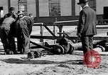 Standbild Reinigung von öl Rohrleitungen United States USA, 1923, aus Sekunde 32 historischem Filmmaterial Videoclip 65675050552