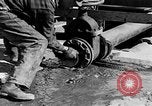 Standbild Reinigung von öl Rohrleitungen United States USA, 1923, aus Sekunde 50 historischem Filmmaterial Videoclip 65675050552