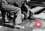 Standbild Reinigung von öl Rohrleitungen United States USA, 1923, aus Sekunde 61 historischem Filmmaterial Videoclip 65675050552