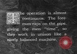 Standbild Öl Rohrleitung United States USA, 1923, aus Sekunde 60 historischem Filmmaterial Videoclip 65675050553