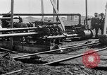 Standbild temporäre Öl Rohrleitungen United States USA, 1923, aus Sekunde 32 historischem Filmmaterial Videoclip 65675050554