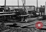 Standbild temporäre Öl Rohrleitungen United States USA, 1923, aus Sekunde 33 historischem Filmmaterial Videoclip 65675050554