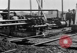 Standbild temporäre Öl Rohrleitungen United States USA, 1923, aus Sekunde 39 historischem Filmmaterial Videoclip 65675050554