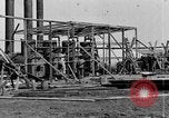 Standbild temporäre Öl Rohrleitungen United States USA, 1923, aus Sekunde 49 historischem Filmmaterial Videoclip 65675050554