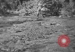 Standbild Stufen in die Ölförderung Mexiko, 1926, aus Sekunde 19 historischem Filmmaterial Videoclip 65675050556