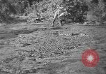 Standbild Stufen in die Ölförderung Mexiko, 1926, aus Sekunde 20 historischem Filmmaterial Videoclip 65675050556