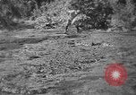 Standbild Stufen in die Ölförderung Mexiko, 1926, aus Sekunde 21 historischem Filmmaterial Videoclip 65675050556
