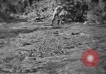 Standbild Stufen in die Ölförderung Mexiko, 1926, aus Sekunde 28 historischem Filmmaterial Videoclip 65675050556