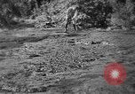 Standbild Stufen in die Ölförderung Mexiko, 1926, aus Sekunde 32 historischem Filmmaterial Videoclip 65675050556