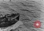 Standbild britischen Flotte im Englischen Kanal, 1918, aus Sekunde 13 historischem Filmmaterial Videoclip 65675050557
