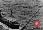 Standbild britischen Flotte im Englischen Kanal, 1918, aus Sekunde 18 historischem Filmmaterial Videoclip 65675050557