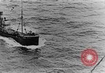 Standbild britischen Flotte im Englischen Kanal, 1918, aus Sekunde 22 historischem Filmmaterial Videoclip 65675050557