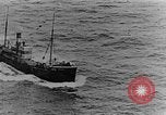 Standbild britischen Flotte im Englischen Kanal, 1918, aus Sekunde 23 historischem Filmmaterial Videoclip 65675050557