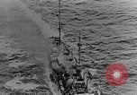 Standbild britischen Flotte im Englischen Kanal, 1918, aus Sekunde 44 historischem Filmmaterial Videoclip 65675050557