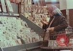Image supermarché Yonkers New York USA, 1958, de la seconde 1 séquences d'archives historiques vidéo 65675050579