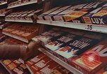 Image supermarché Yonkers New York USA, 1958, de la seconde 9 séquences d'archives historiques vidéo 65675050579