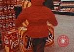 Image supermarché Yonkers New York USA, 1958, de la seconde 29 séquences d'archives historiques vidéo 65675050579