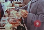 Image Grand Union supermarché Yonkers New York USA, 1958, de la seconde 7 séquences d'archives historiques vidéo 65675050580