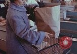 Image Grand Union supermarché Yonkers New York USA, 1958, de la seconde 18 séquences d'archives historiques vidéo 65675050580