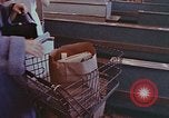 Image Grand Union supermarché Yonkers New York USA, 1958, de la seconde 21 séquences d'archives historiques vidéo 65675050580