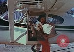 Image voyage d'achats United States USA, 1958, de la seconde 39 séquences d'archives historiques vidéo 65675050581