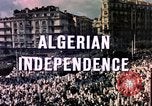 Image célébration de l'indépendance l'Algérie, 1963, de la seconde 14 séquences d'archives historiques vidéo 65675050582