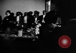 Standbild Schah von Iran Royal Wedding Teheran Iran, 1951, aus Sekunde 18 historischem Filmmaterial Videoclip 65675050588