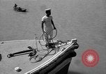 Image Des ressortissants britanniques quittent l'Iran à bord de navires l'Iran, 1951, de la seconde 12 séquences d'archives historiques vidéo 65675050598