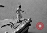 Image Des ressortissants britanniques quittent l'Iran à bord de navires l'Iran, 1951, de la seconde 13 séquences d'archives historiques vidéo 65675050598