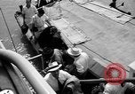 Image Des ressortissants britanniques quittent l'Iran à bord de navires l'Iran, 1951, de la seconde 26 séquences d'archives historiques vidéo 65675050598