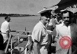 Image Des ressortissants britanniques quittent l'Iran à bord de navires l'Iran, 1951, de la seconde 39 séquences d'archives historiques vidéo 65675050598
