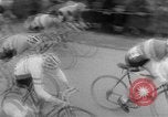Standbild Radrennen Italien, 1954, aus Sekunde 7 historischem Filmmaterial Videoclip 65675050609