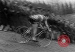 Standbild Radrennen Italien, 1954, aus Sekunde 39 historischem Filmmaterial Videoclip 65675050609