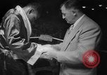 Standbild elektronischen Anzeigetafel Portland Oregon USA, 1951, aus Sekunde 14 historischem Filmmaterial Videoclip 65675050616