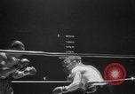 Standbild elektronischen Anzeigetafel Portland Oregon USA, 1951, aus Sekunde 20 historischem Filmmaterial Videoclip 65675050616