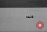Standbild Ab Jenkins Bonneville Salt Flats Utah USA, 1951, aus Sekunde 22 historischem Filmmaterial Videoclip 65675050617